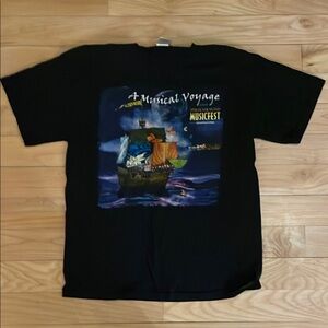 Gildan Black Short Sleeve Tee with Ocean Graphic